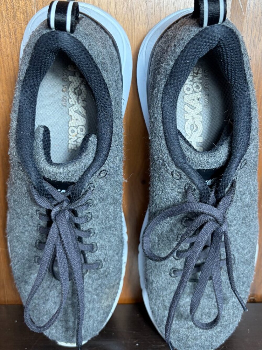 Hoka One One Hupana Flow Wool Womens Dark Grey Sneakers Sz 8.5 - GUC